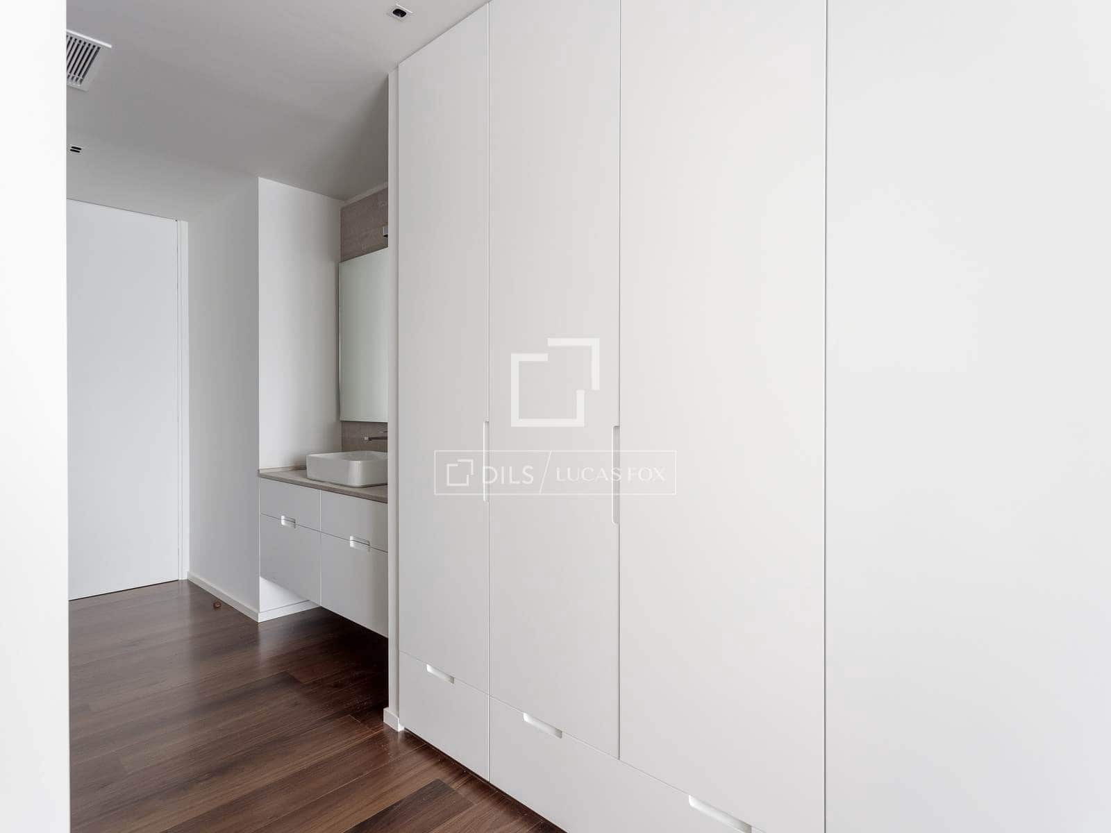 3 soveværelse Lejlighed til leje i Madrid by med garage - € 6.500 (Ref: 9552536)