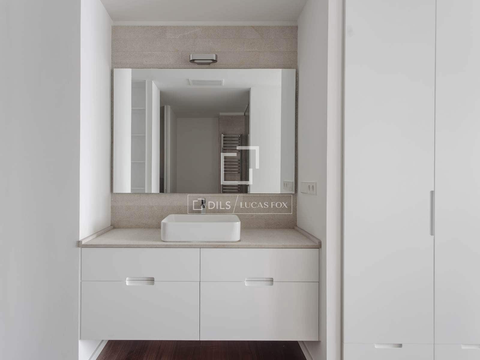 3 soveværelse Lejlighed til leje i Madrid by med garage - € 6.500 (Ref: 9552536)