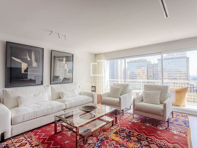 3 soveværelse Lejlighed til leje i Cuatro Caminos, Madrid by med garage - € 6.500 (Ref: 9552536)