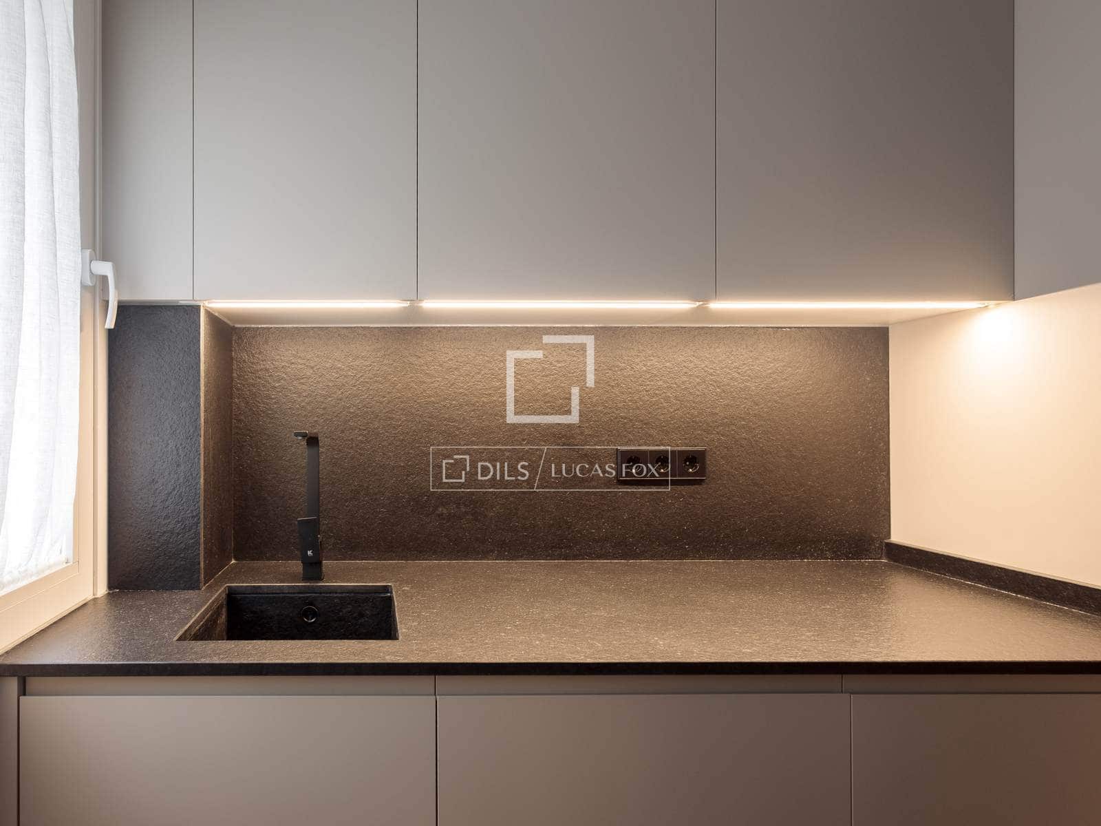 3 soveværelse Lejlighed til leje i Madrid by med garage - € 6.500 (Ref: 9552536)