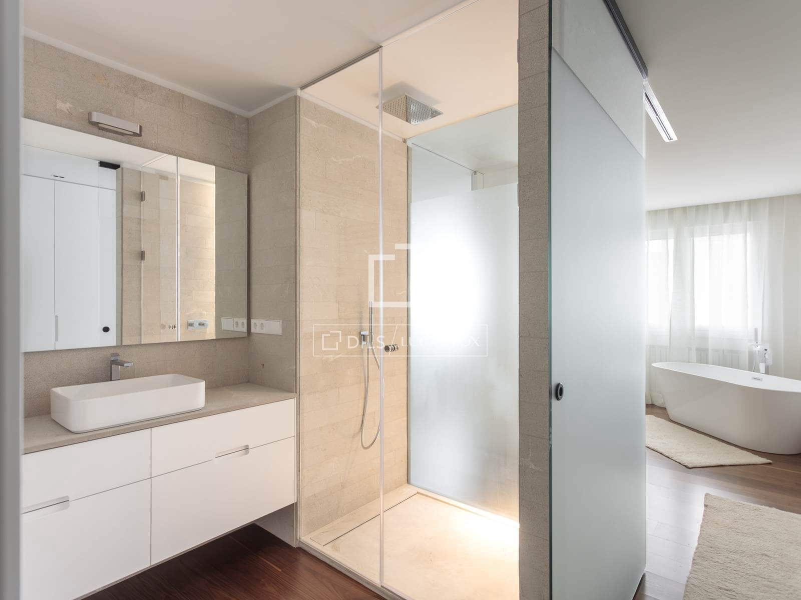 3 soveværelse Lejlighed til leje i Madrid by med garage - € 6.500 (Ref: 9552536)