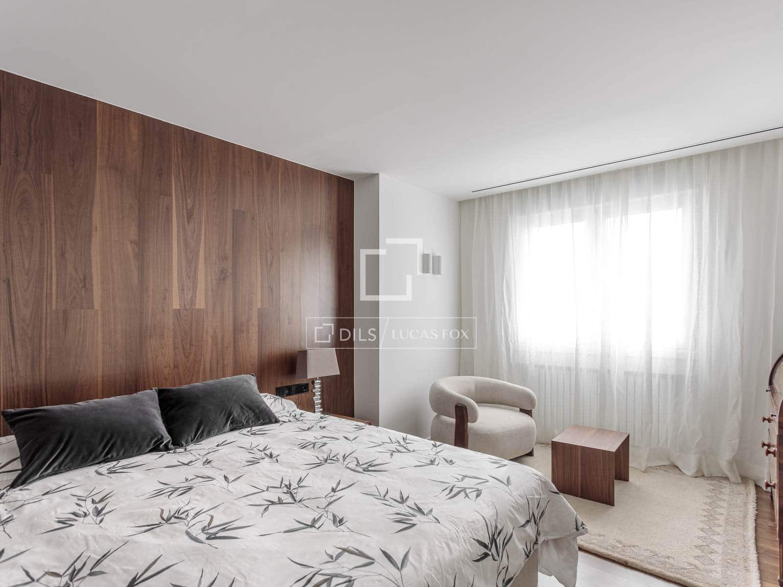 3 soveværelse Lejlighed til leje i Madrid by med garage - € 6.500 (Ref: 9552536)