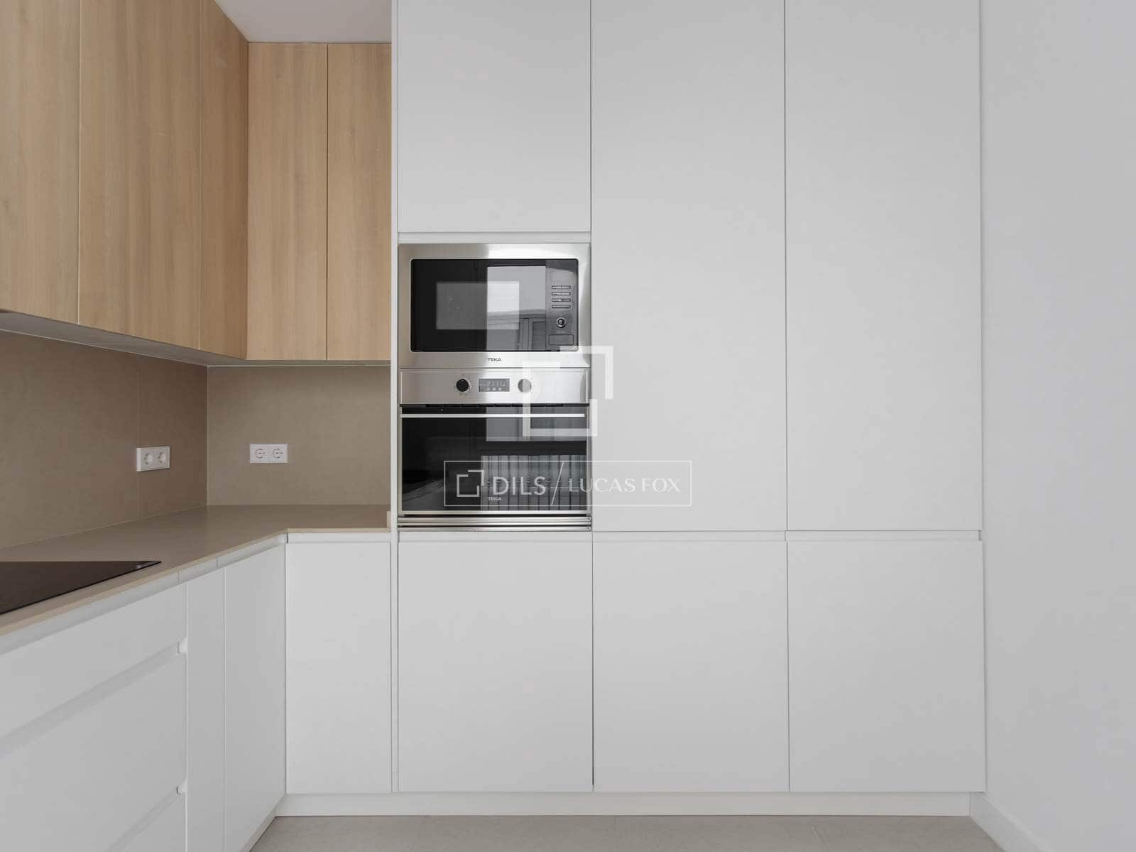 Appartement de 1 chambre à louer à Madrid ville - 1 800 € (Ref: 9552537)