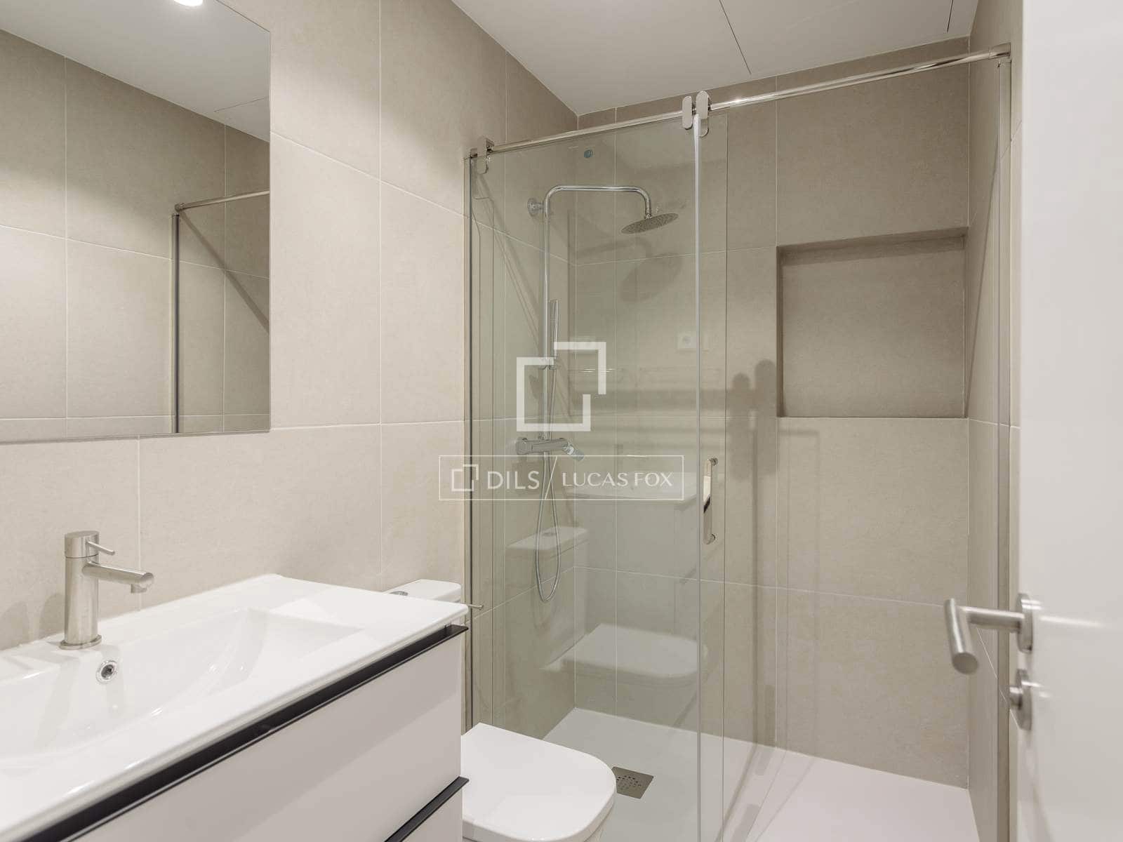 Appartement de 1 chambre à louer à Madrid ville - 1 800 € (Ref: 9552537)