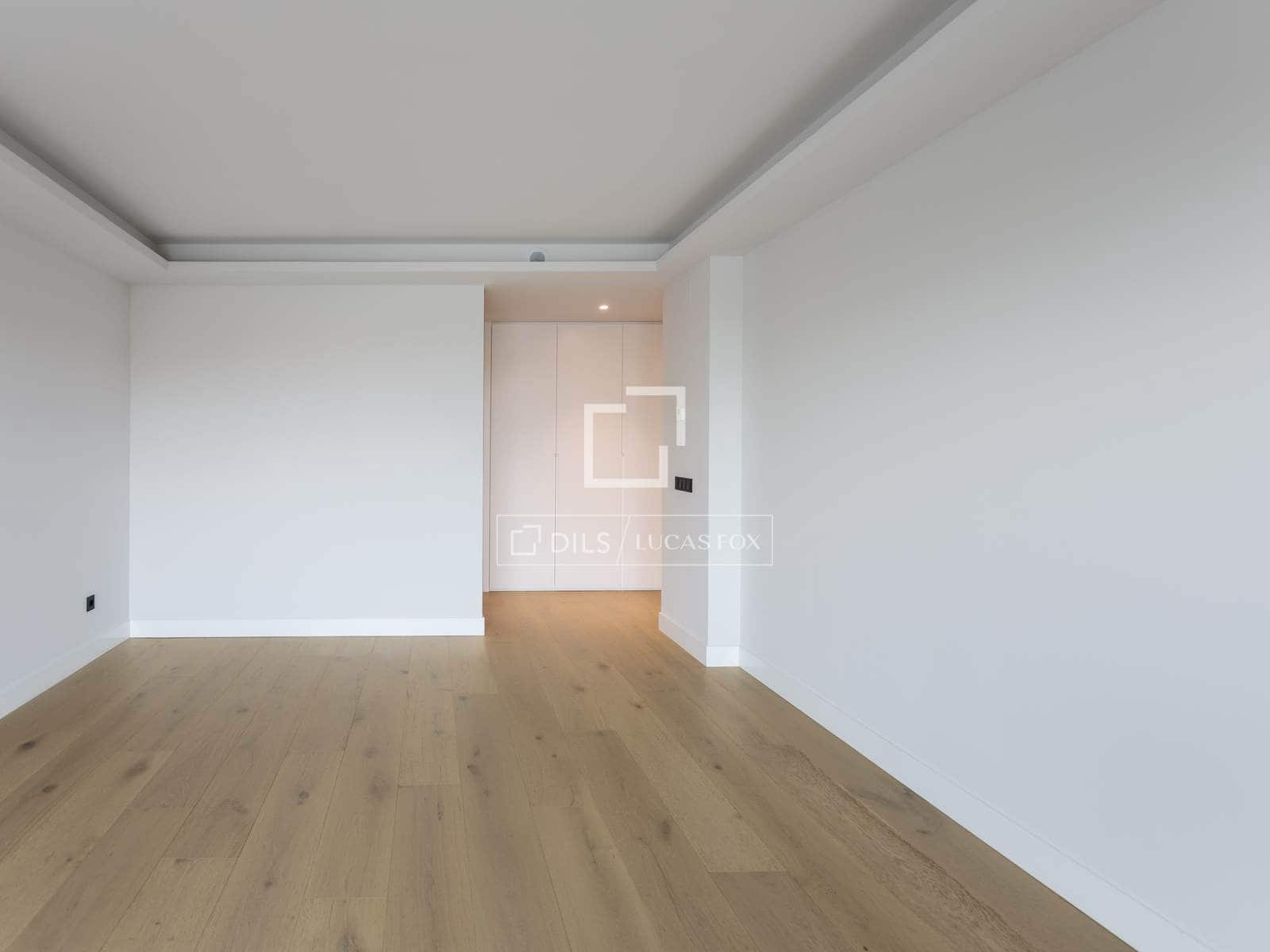 2 bedroom Apartment for rent in Madrid city with pool garage - € 3,000 (Ref: 9552538)