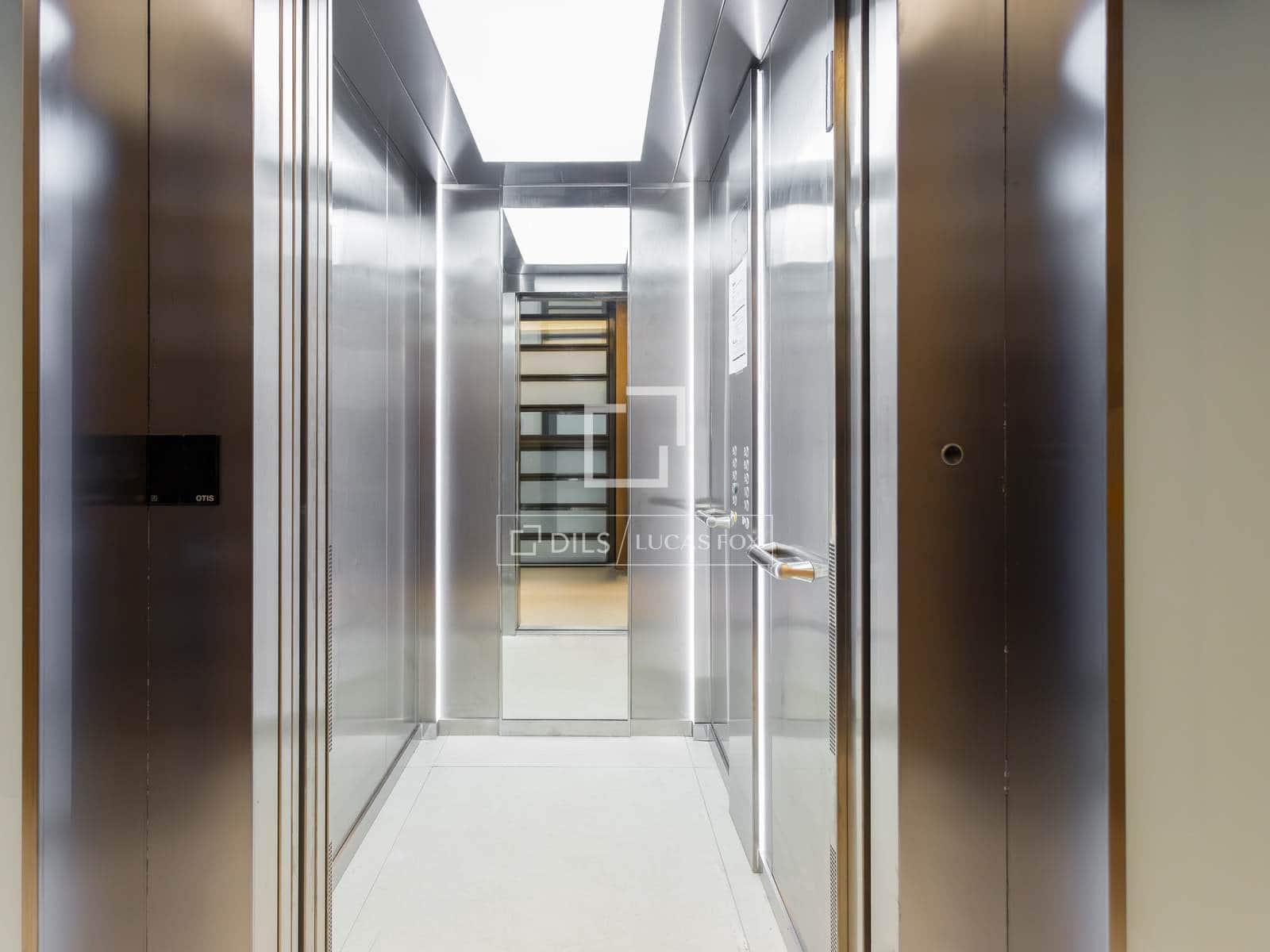 2 bedroom Apartment for rent in Madrid city with pool garage - € 3,000 (Ref: 9552538)