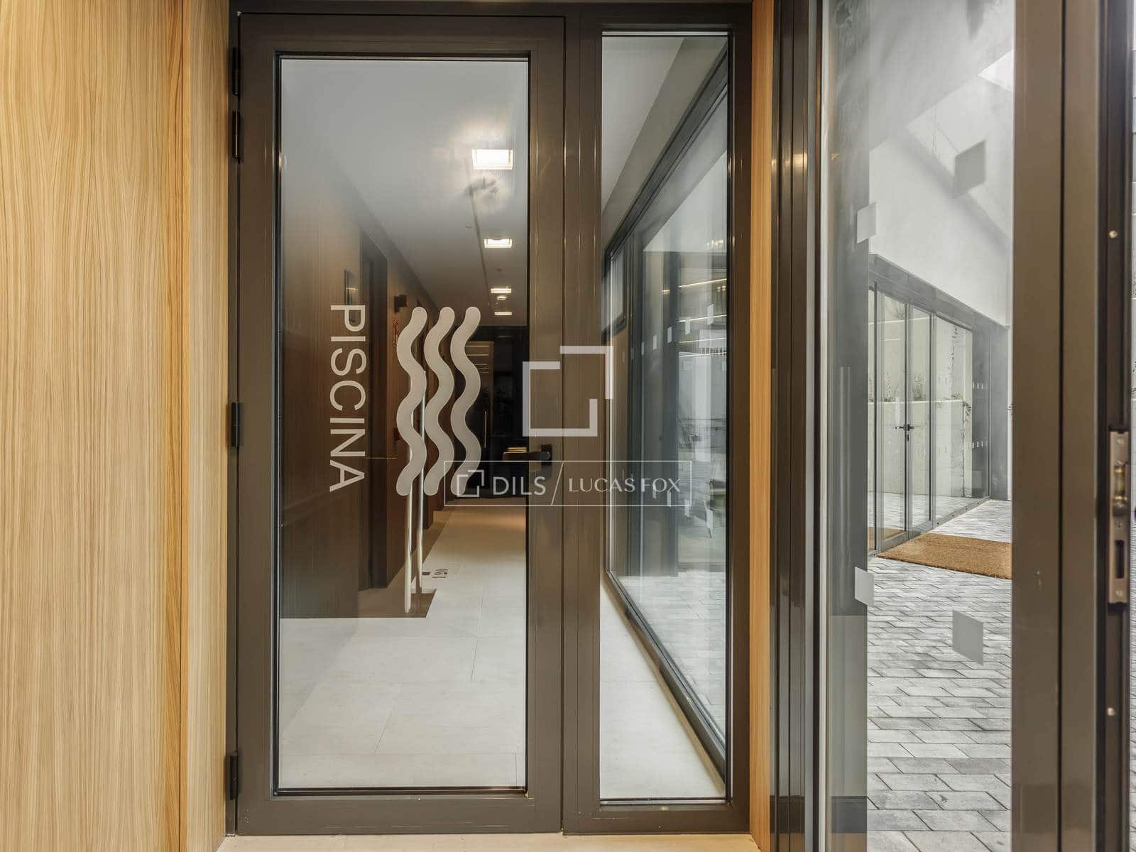 2 bedroom Apartment for rent in Madrid city with pool garage - € 3,000 (Ref: 9552538)