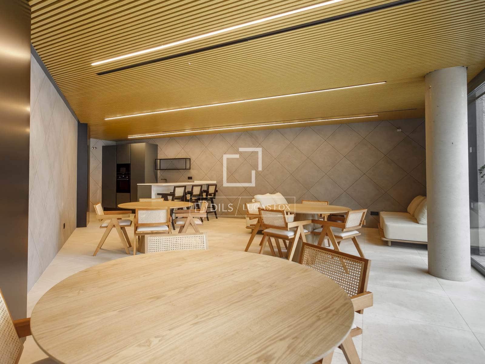 2 bedroom Apartment for rent in Madrid city with pool garage - € 3,000 (Ref: 9552538)