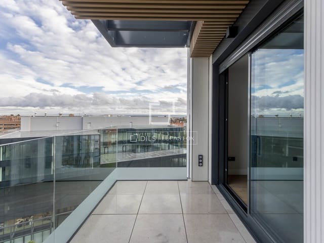 2 sypialnia Apartament do wynajęcia w Miasto Madryt z basenem garażem - 3 000 € (Ref: 9552538)