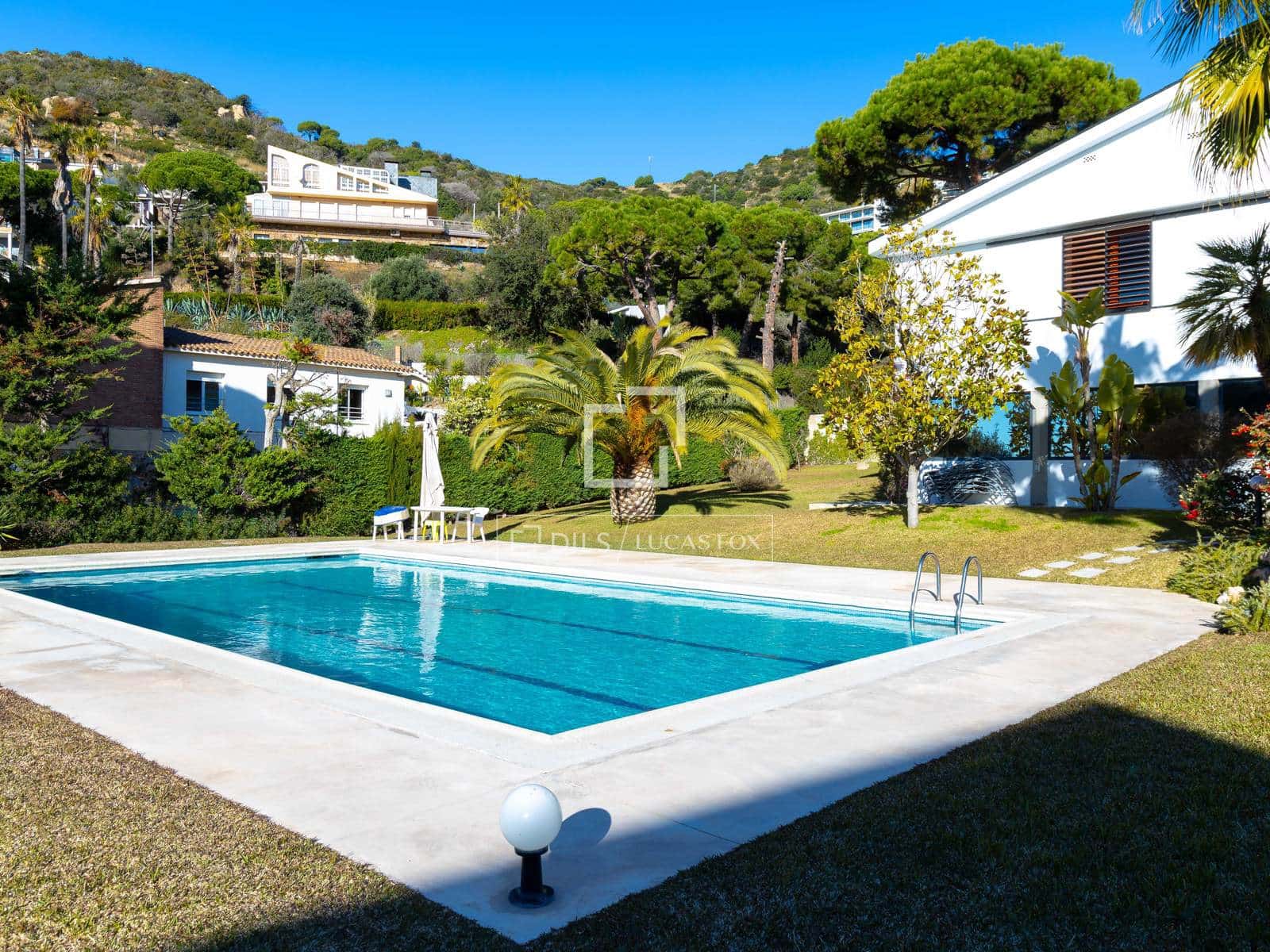 5 Zimmer Villa zu verkaufen in Tiana mit Pool Garage - 1.850.000 € (Ref: 9552539)