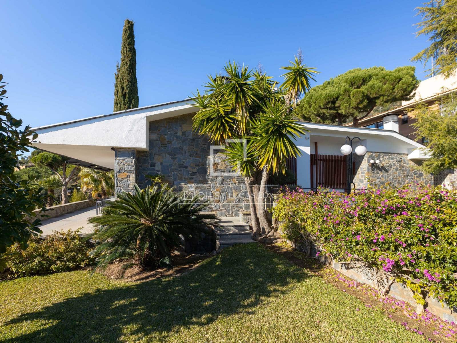 5 Zimmer Villa zu verkaufen in Tiana mit Pool Garage - 1.850.000 € (Ref: 9552539)