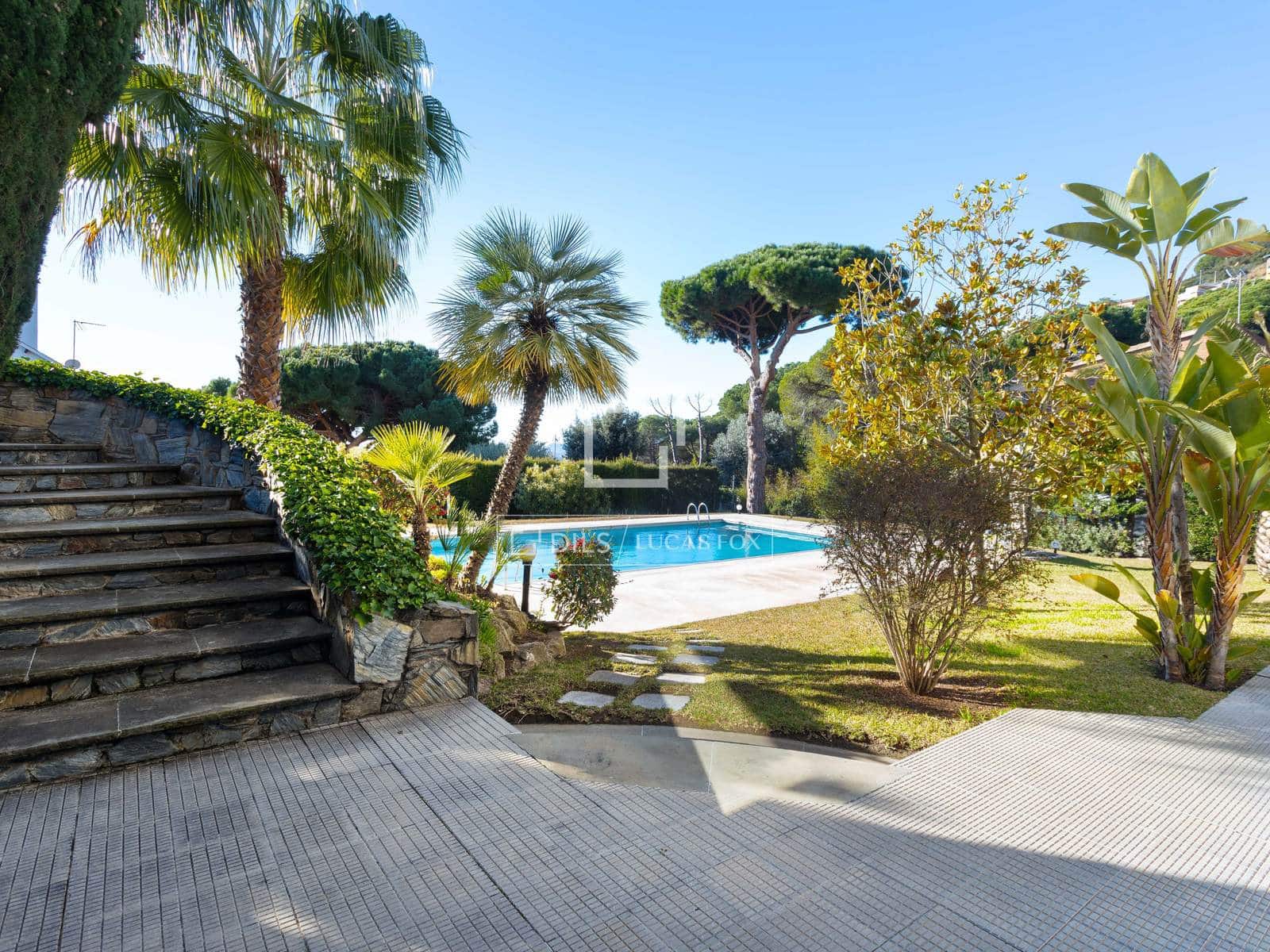 5 Zimmer Villa zu verkaufen in Tiana mit Pool Garage - 1.850.000 € (Ref: 9552539)