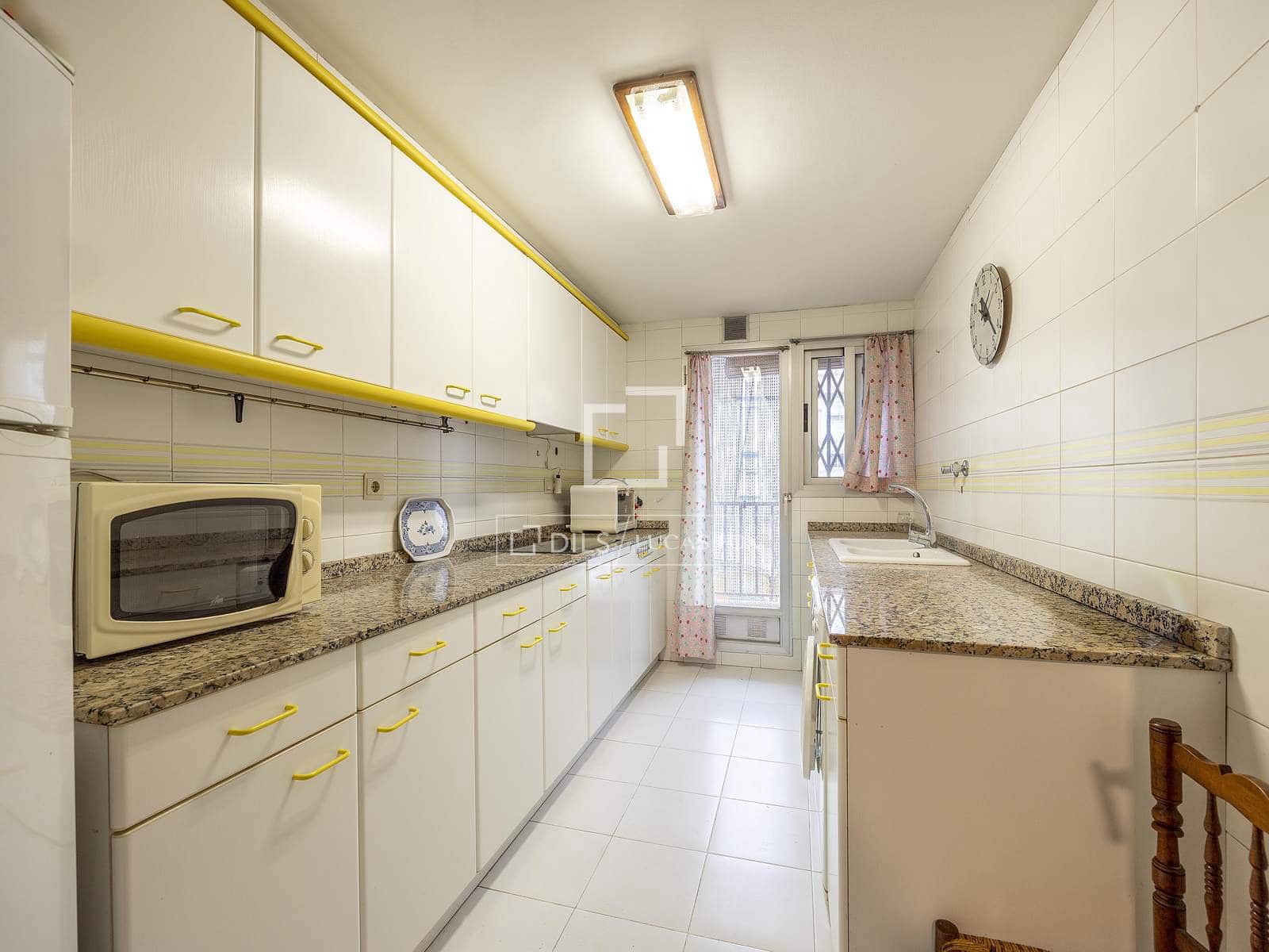 3 soveværelse Lejlighed til salg i Valencia by med garage - € 360.000 (Ref: 9553006)