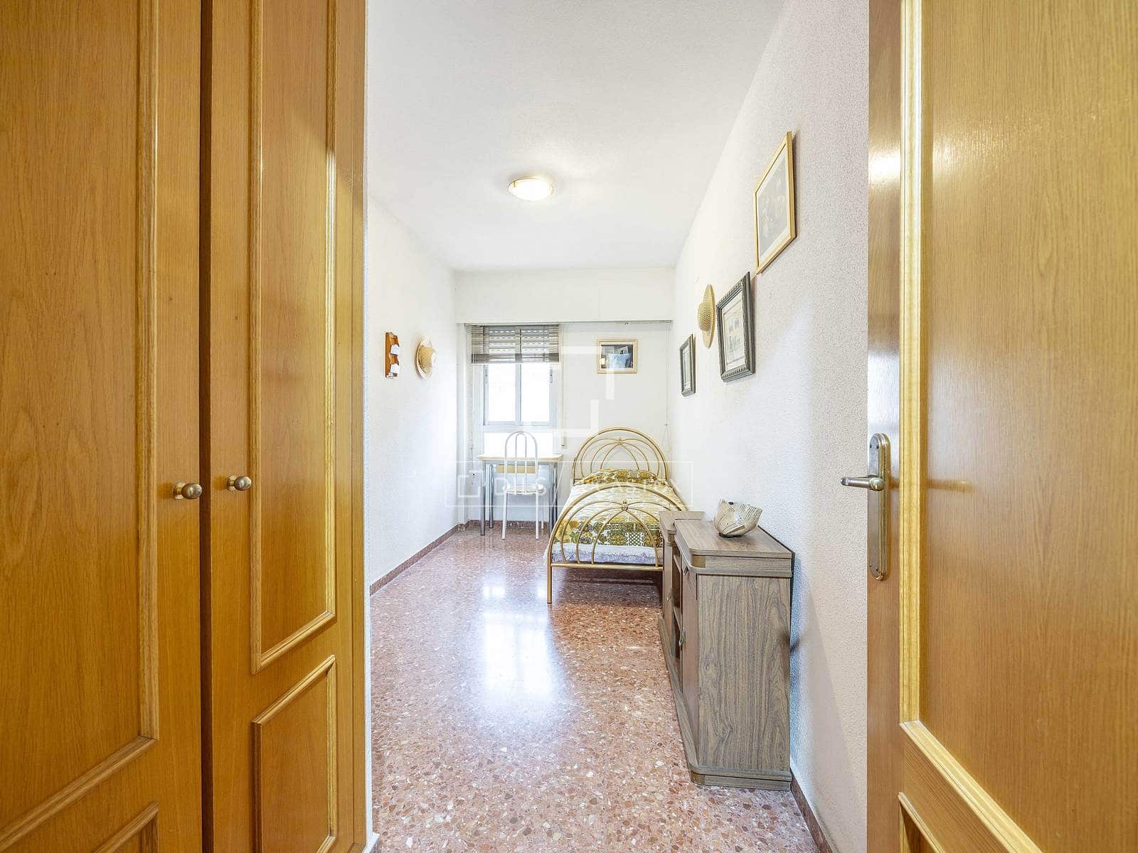 3 soveværelse Lejlighed til salg i Valencia by med garage - € 360.000 (Ref: 9553006)