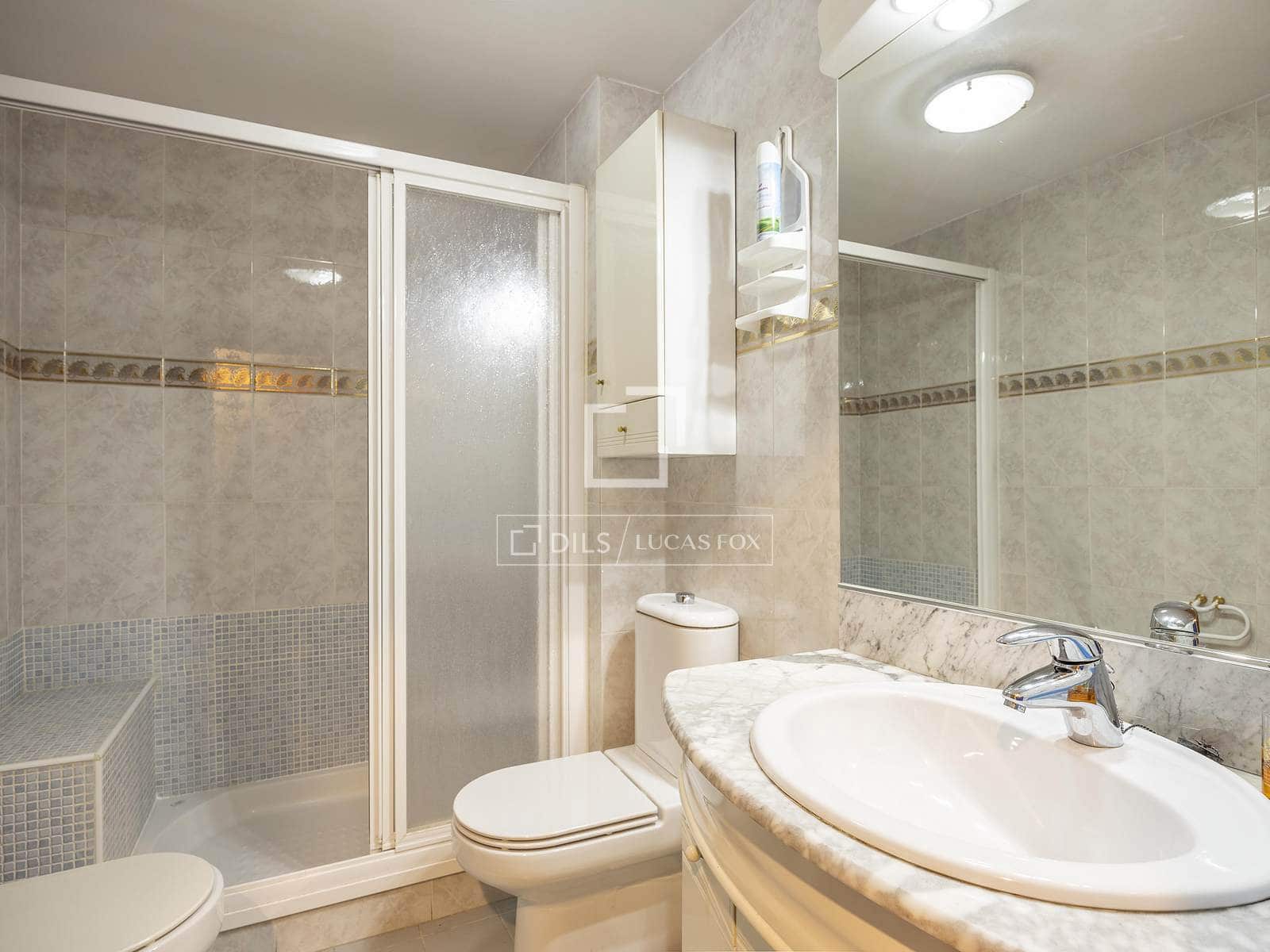 3 soveværelse Lejlighed til salg i Valencia by med garage - € 360.000 (Ref: 9553006)