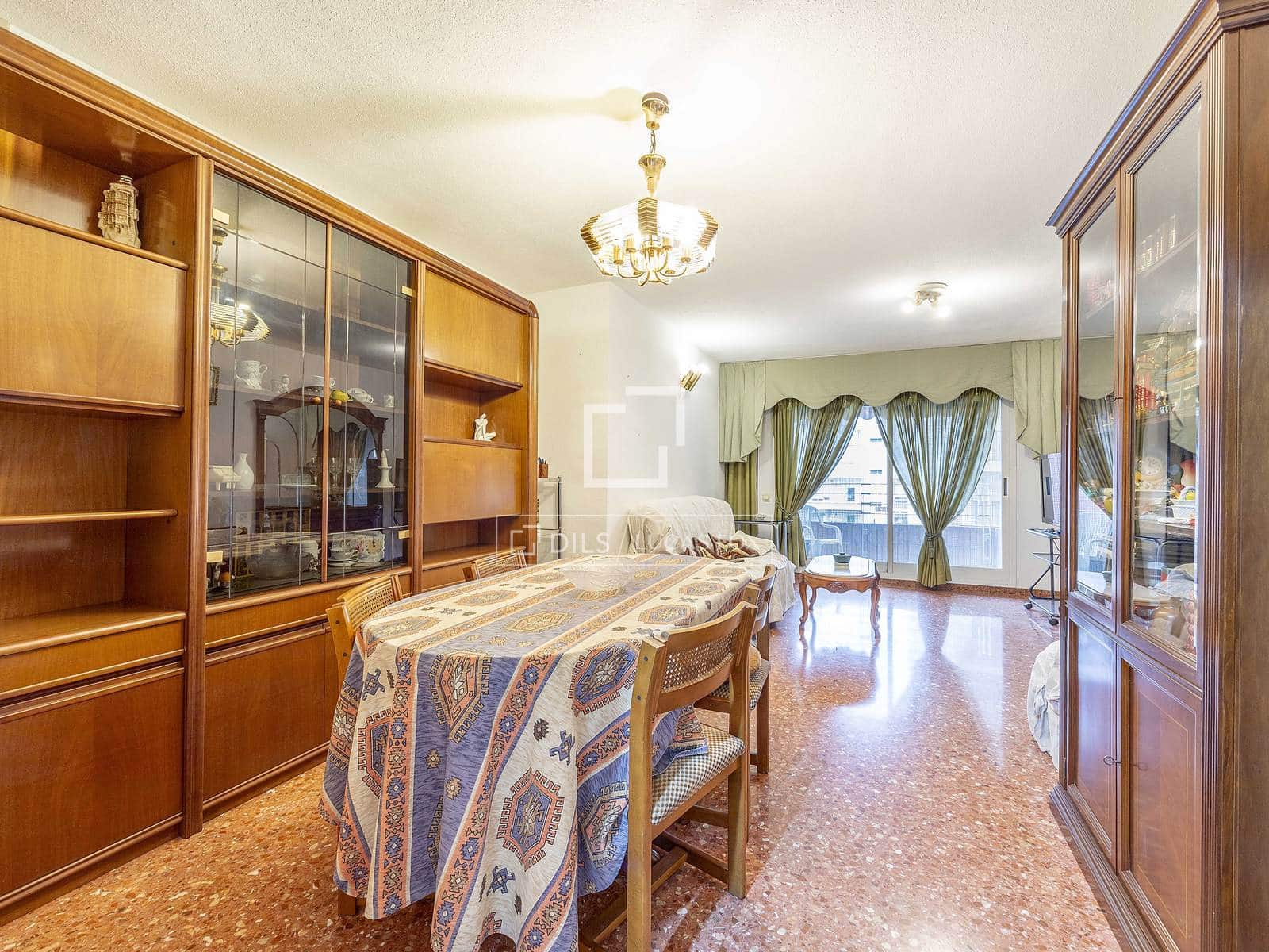 3 soveværelse Lejlighed til salg i Valencia by med garage - € 360.000 (Ref: 9553006)