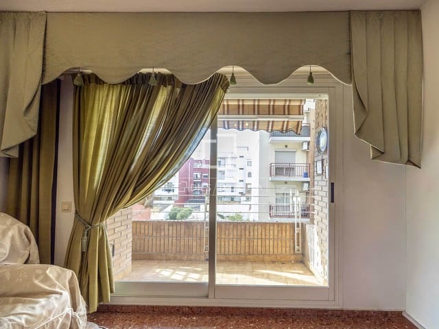 3 Zimmer Apartment zu verkaufen in València Stadt mit Garage - 360.000 € (Ref: 9553006)