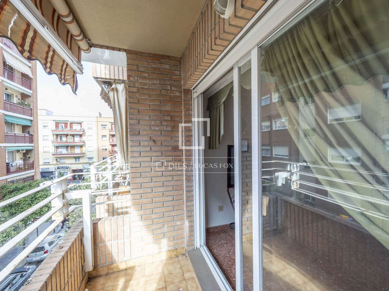3 bedroom Apartment for sale in Valencia city with garage - € 360,000 (Ref: 9553006)
