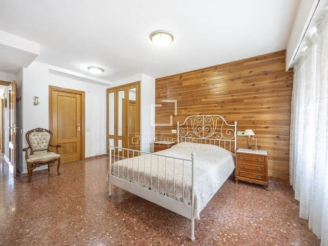 3 Zimmer Apartment zu verkaufen in València Stadt mit Garage - 360.000 € (Ref: 9553006)