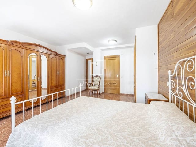 3 Zimmer Apartment zu verkaufen in València Stadt mit Garage - 360.000 € (Ref: 9553006)