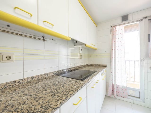 3 Zimmer Apartment zu verkaufen in València Stadt mit Garage - 360.000 € (Ref: 9553006)