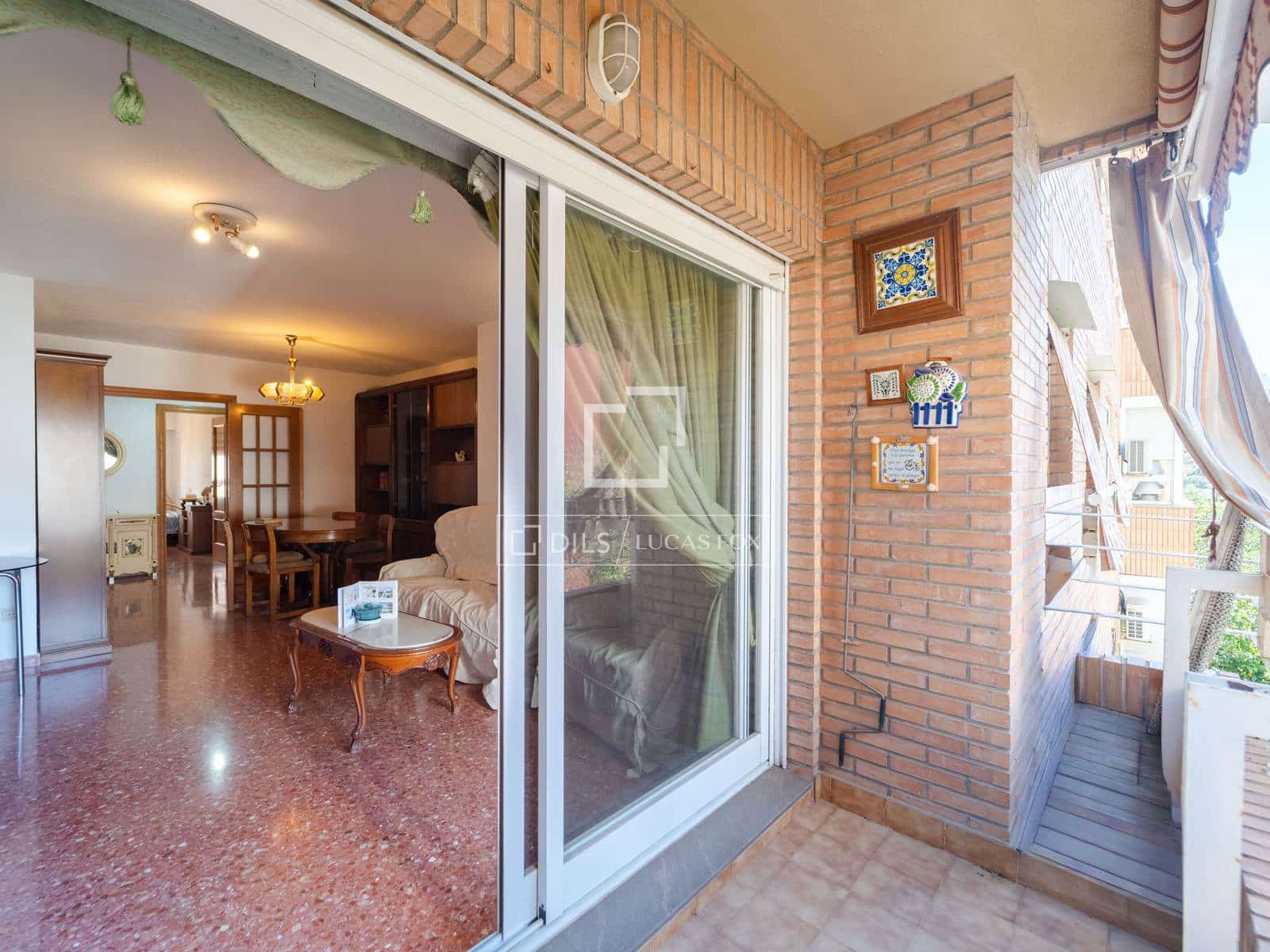 3 slaapkamer Appartement te koop in Valencia stad met garage - € 360.000 (Ref: 9553006)