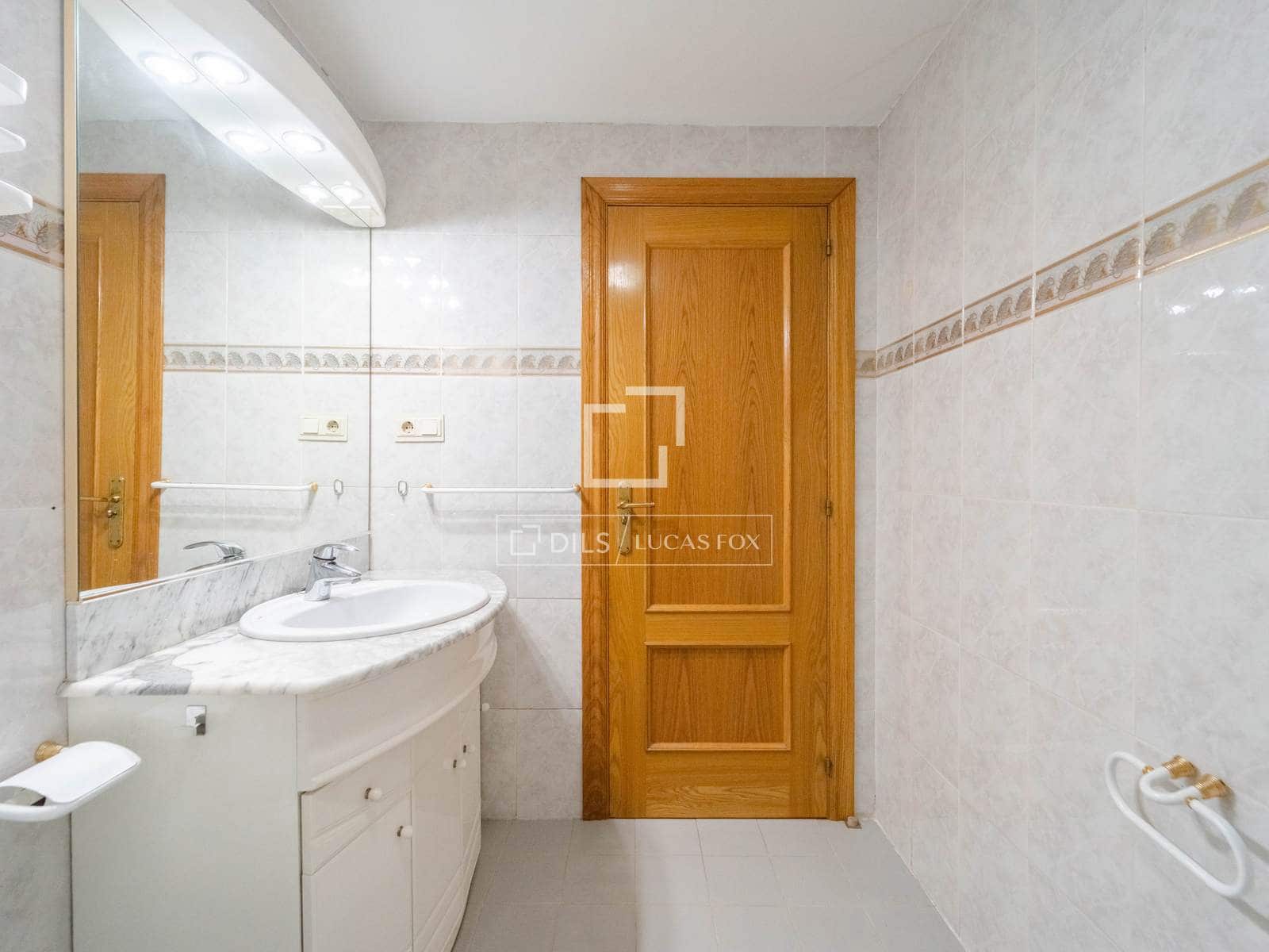 3 slaapkamer Appartement te koop in Valencia stad met garage - € 360.000 (Ref: 9553006)