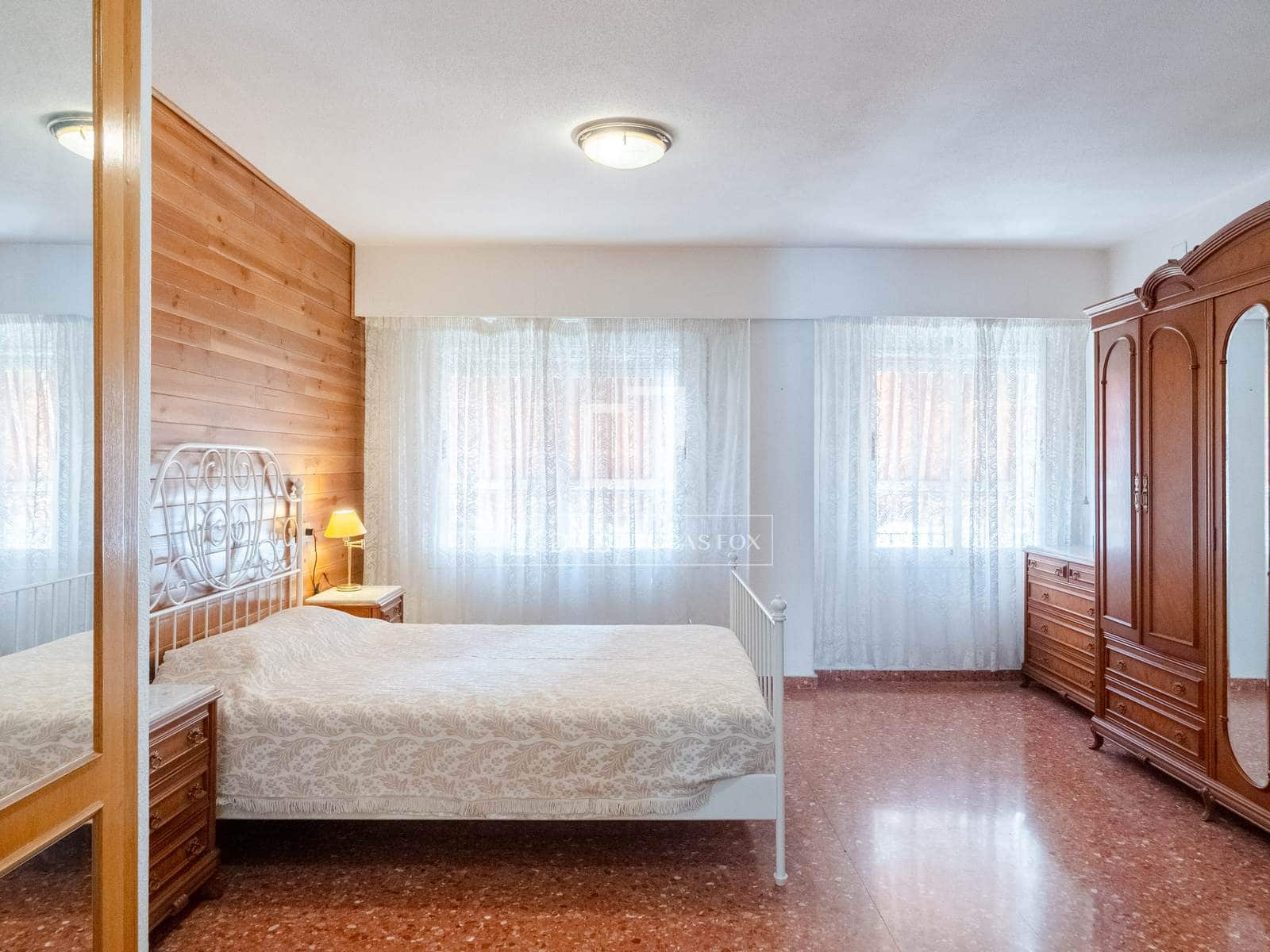 3 slaapkamer Appartement te koop in Valencia stad met garage - € 360.000 (Ref: 9553006)