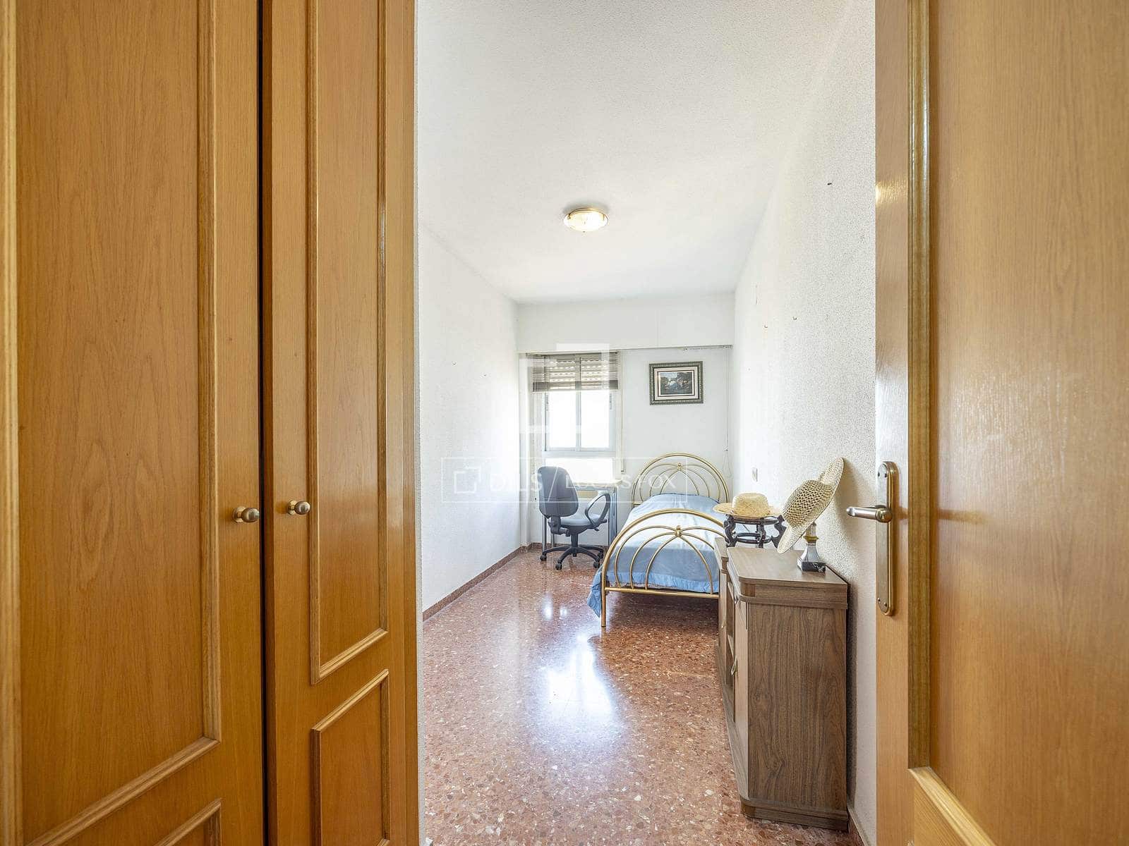 3 slaapkamer Appartement te koop in Valencia stad met garage - € 360.000 (Ref: 9553006)