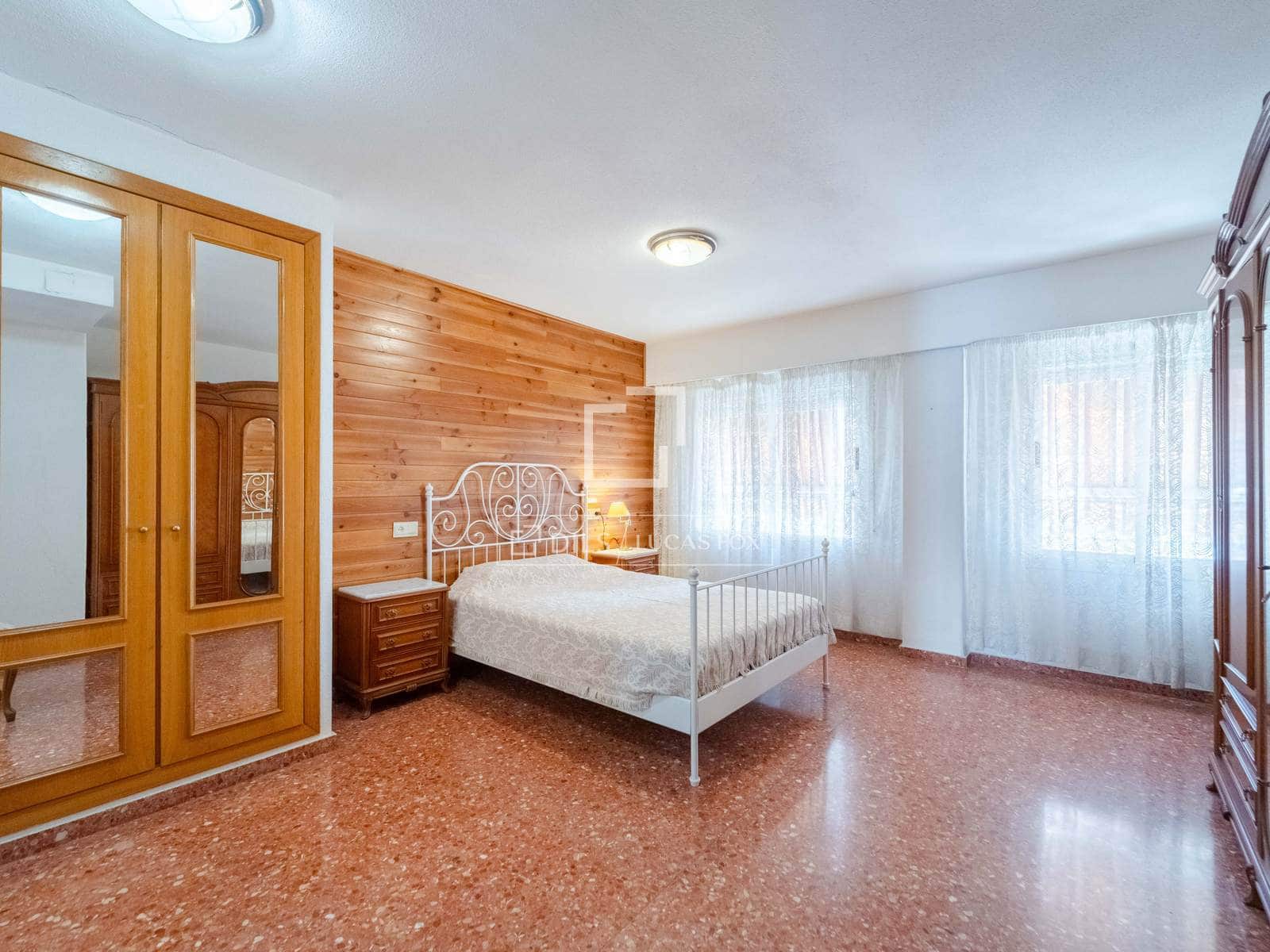 3 slaapkamer Appartement te koop in Valencia stad met garage - € 360.000 (Ref: 9553006)