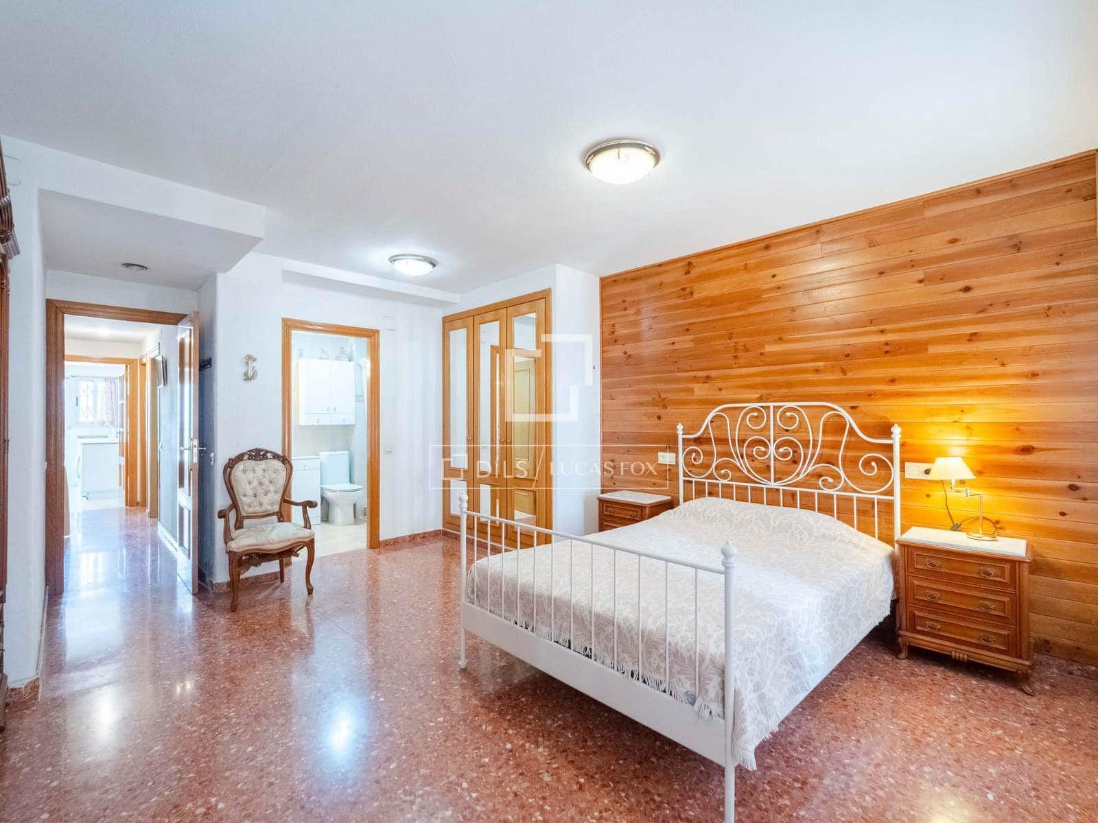 3 slaapkamer Appartement te koop in Valencia stad met garage - € 360.000 (Ref: 9553006)