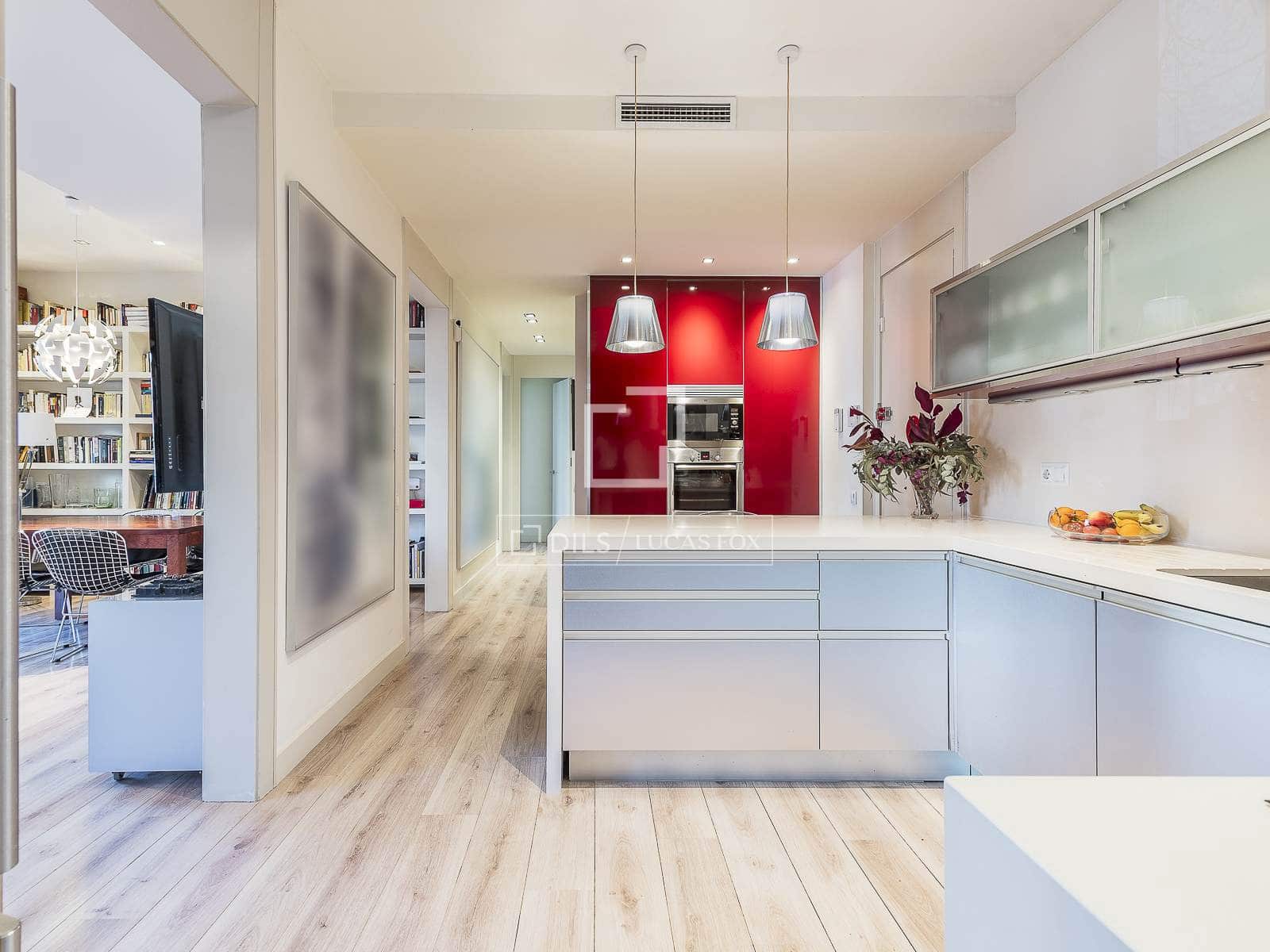 3 makuuhuone Huoneisto myytävänä paikassa Barcelona kaupunki - 700 000 € (Ref: 9553121)