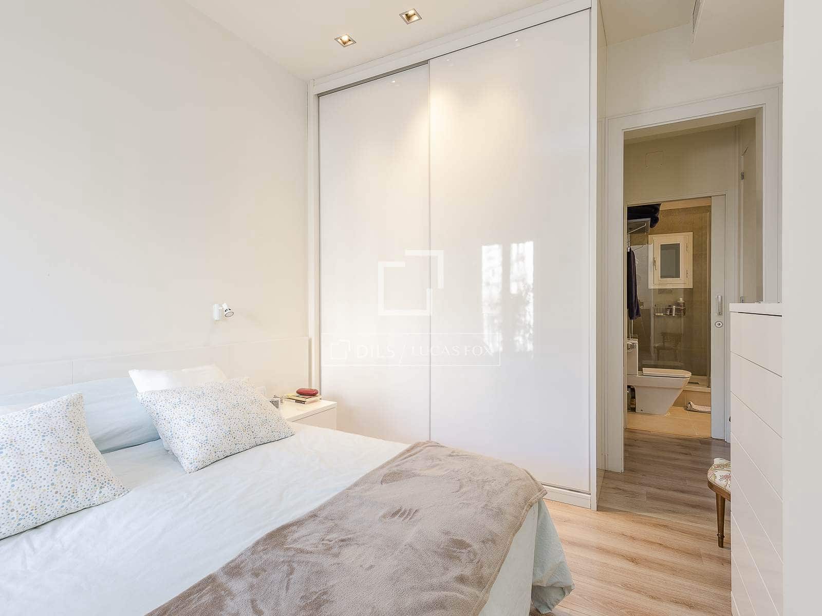 3 makuuhuone Huoneisto myytävänä paikassa Barcelona kaupunki - 700 000 € (Ref: 9553121)