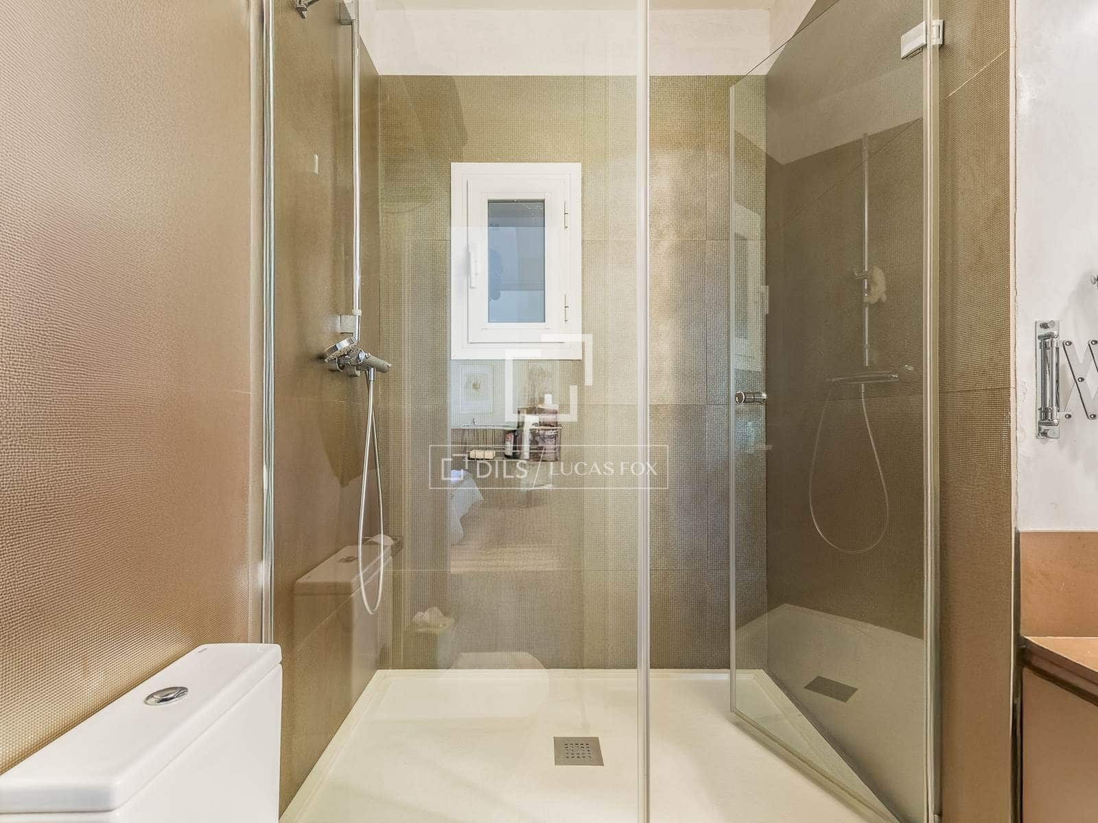 3 makuuhuone Huoneisto myytävänä paikassa Barcelona kaupunki - 700 000 € (Ref: 9553121)