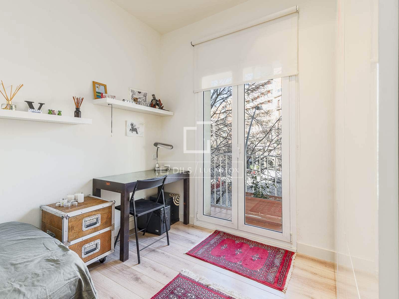 3 makuuhuone Huoneisto myytävänä paikassa Barcelona kaupunki - 700 000 € (Ref: 9553121)