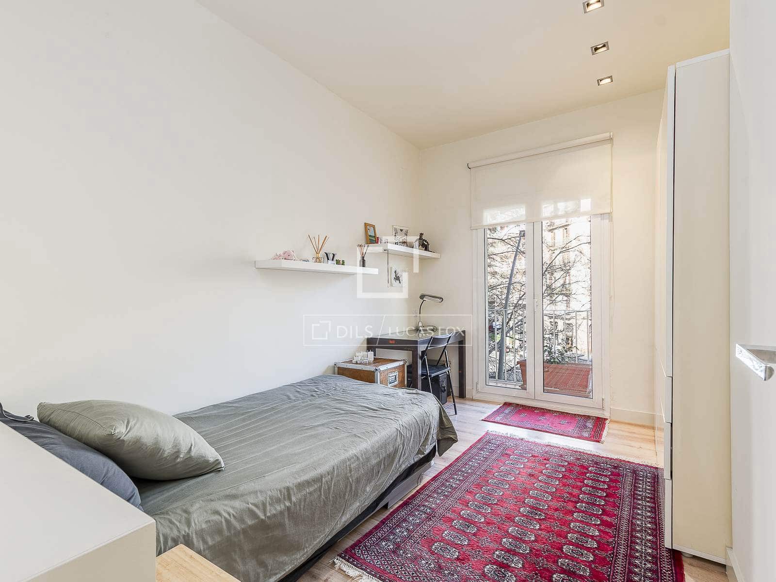 3 makuuhuone Huoneisto myytävänä paikassa Barcelona kaupunki - 700 000 € (Ref: 9553121)