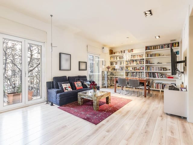 3 makuuhuone Huoneisto myytävänä paikassa Barcelona kaupunki - 700 000 € (Ref: 9553121)