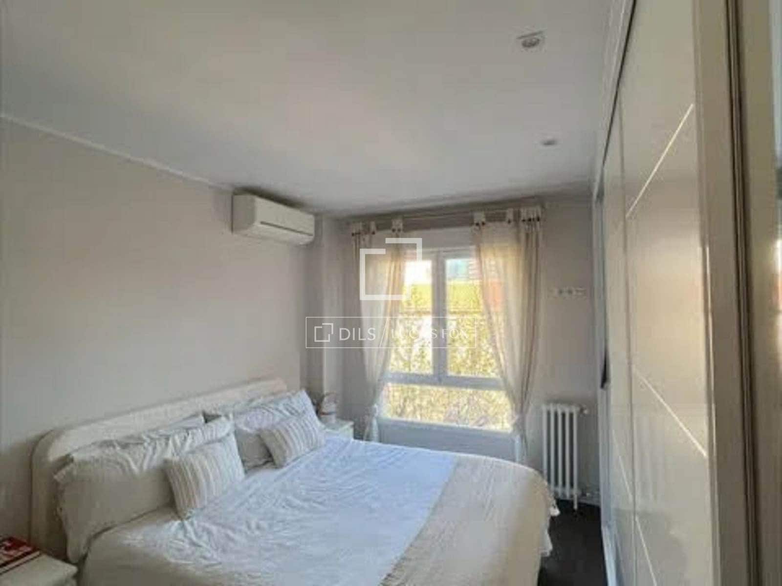 Apartamento de 2 habitaciones en Madrid ciudad en venta - 800.000 € (Ref: 9553123)