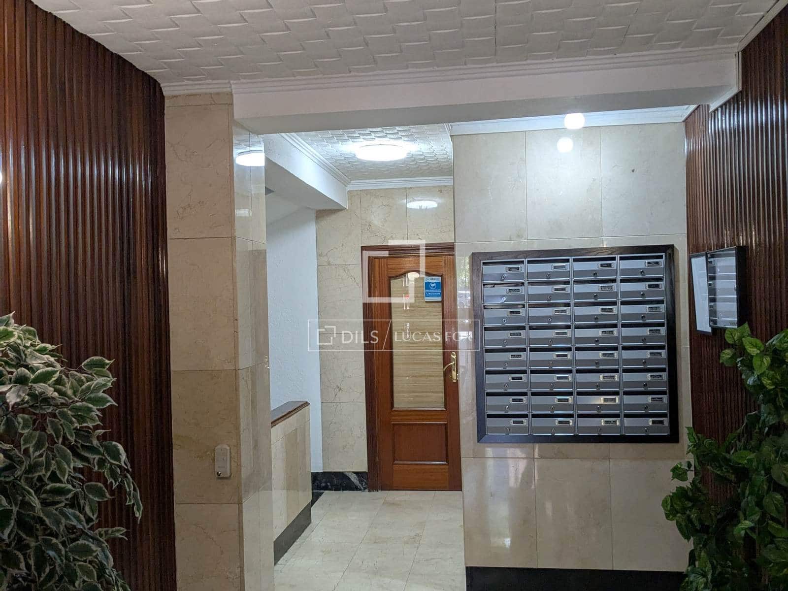 Apartamento de 2 habitaciones en Madrid ciudad en venta - 800.000 € (Ref: 9553123)