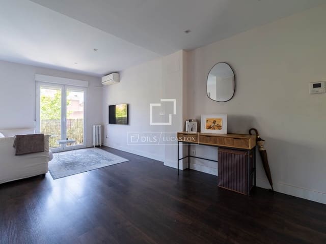 2 slaapkamer Appartement te koop in Madrid stad - € 765.000 (Ref: 9553123)