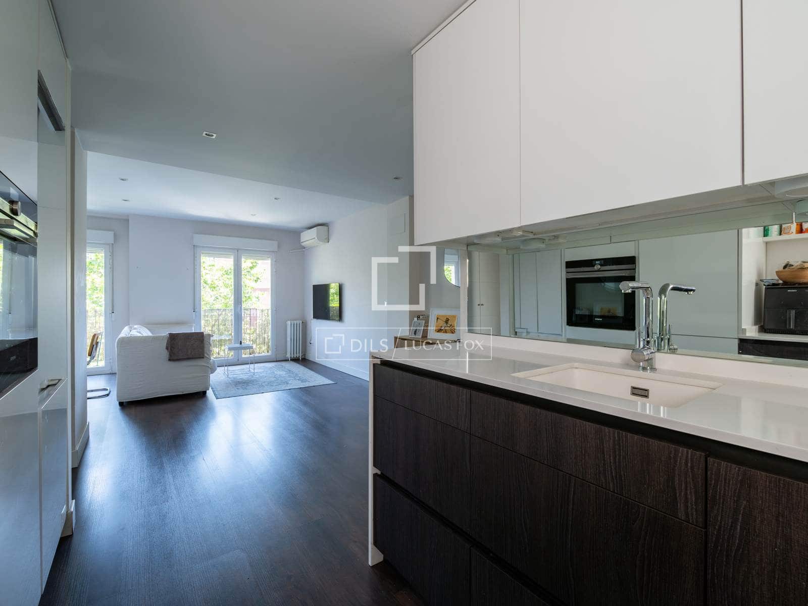 2 bedroom Apartment for sale in Madrid city - € 765,000 (Ref: 9553123)