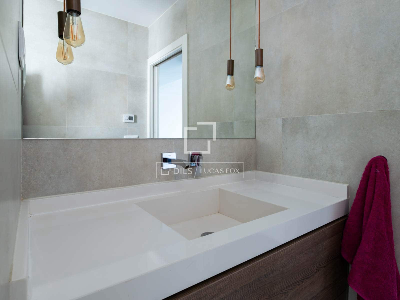 2 bedroom Apartment for sale in Madrid city - € 765,000 (Ref: 9553123)