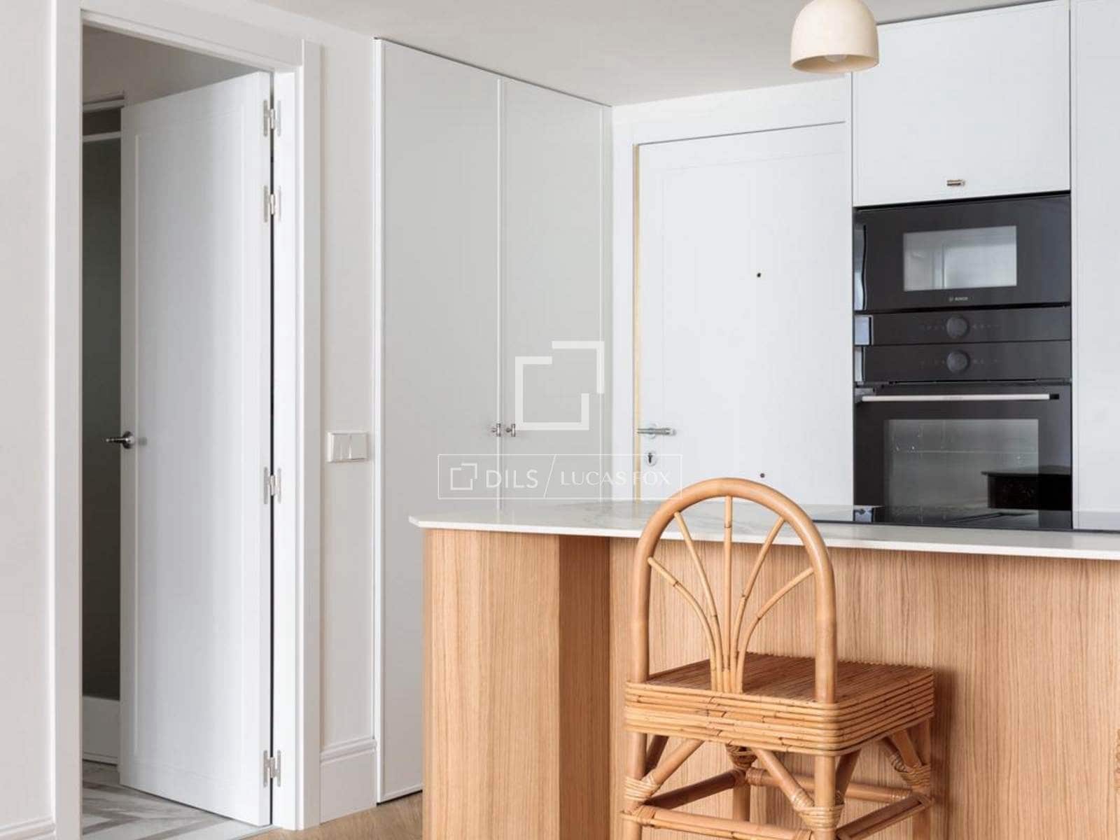 1 makuuhuone Huoneisto myytävänä paikassa Madrid kaupunki - 995 000 € (Ref: 9553126)