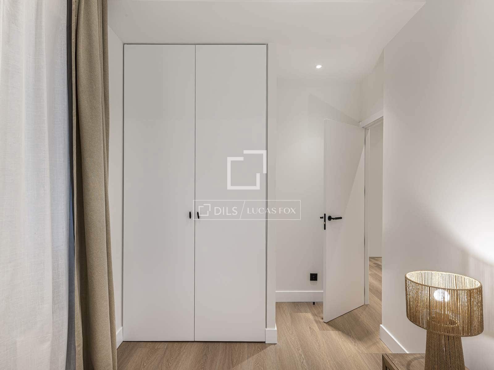 3 makuuhuone Huoneisto myytävänä paikassa Madrid kaupunki - 1 080 000 € (Ref: 9553239)