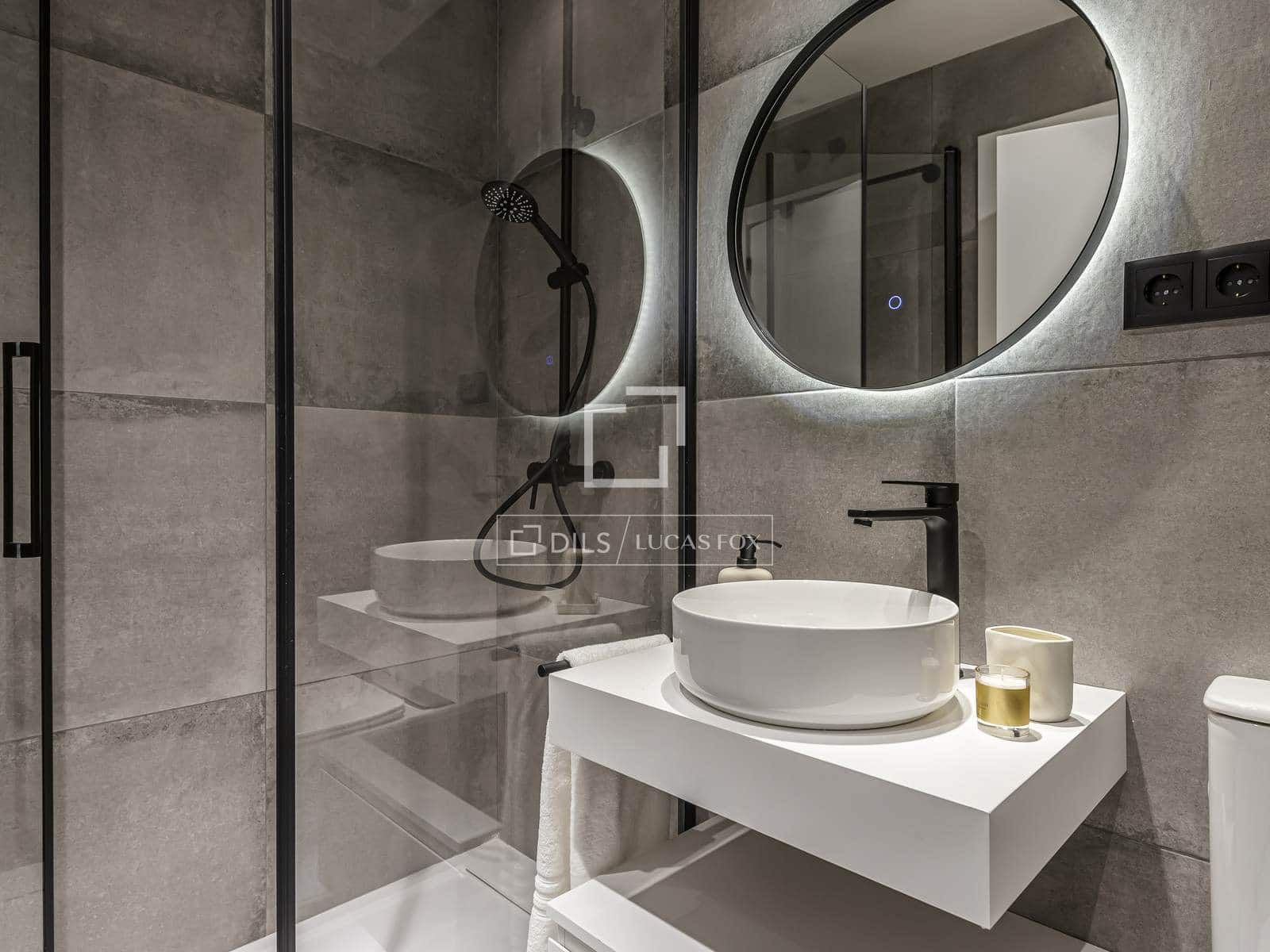 3 makuuhuone Huoneisto myytävänä paikassa Madrid kaupunki - 1 080 000 € (Ref: 9553239)