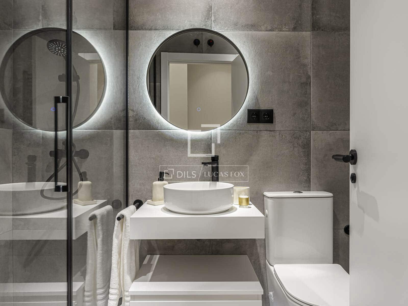 3 makuuhuone Huoneisto myytävänä paikassa Madrid kaupunki - 1 080 000 € (Ref: 9553239)