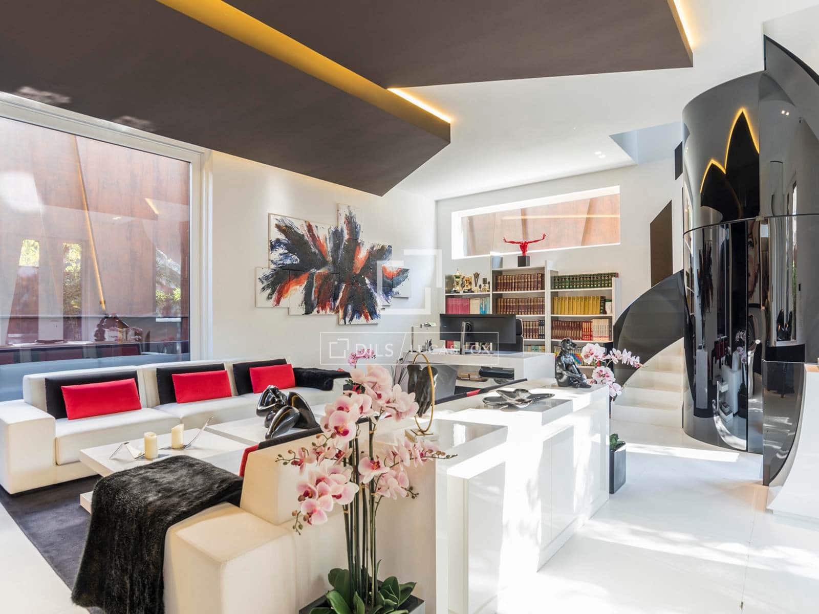 4 sypialnia Willa na sprzedaż w Miasto Madryt z basenem garażem - 5 900 000 € (Ref: 9558777)