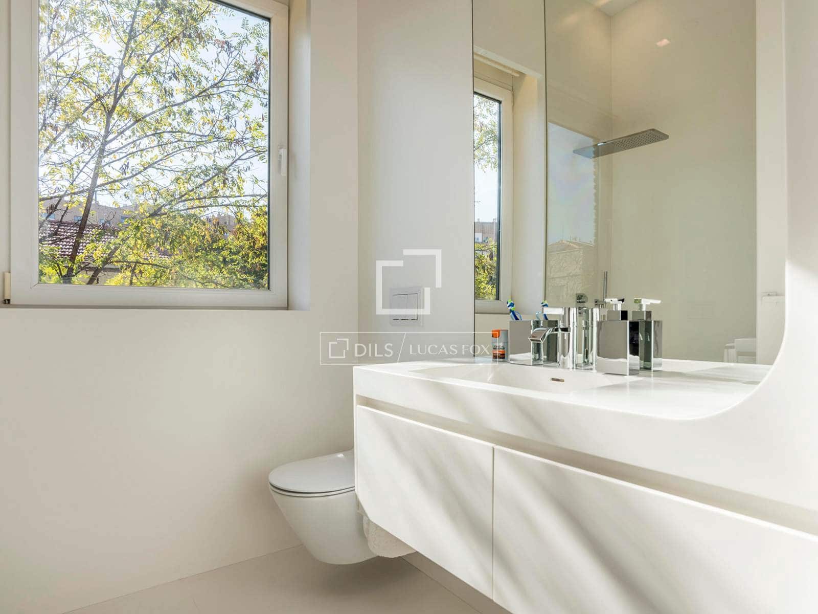 4 sypialnia Willa na sprzedaż w Miasto Madryt z basenem garażem - 5 900 000 € (Ref: 9558777)