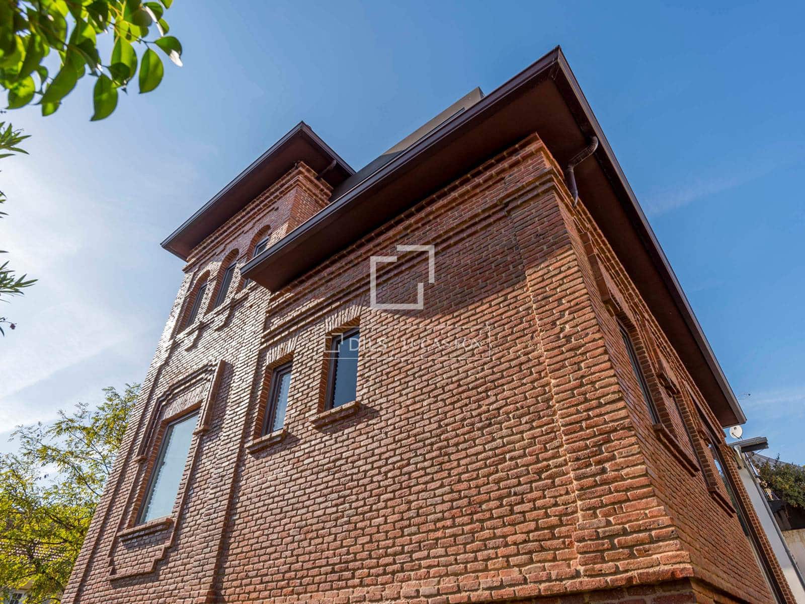 4 sypialnia Willa na sprzedaż w Miasto Madryt z basenem garażem - 5 900 000 € (Ref: 9558777)