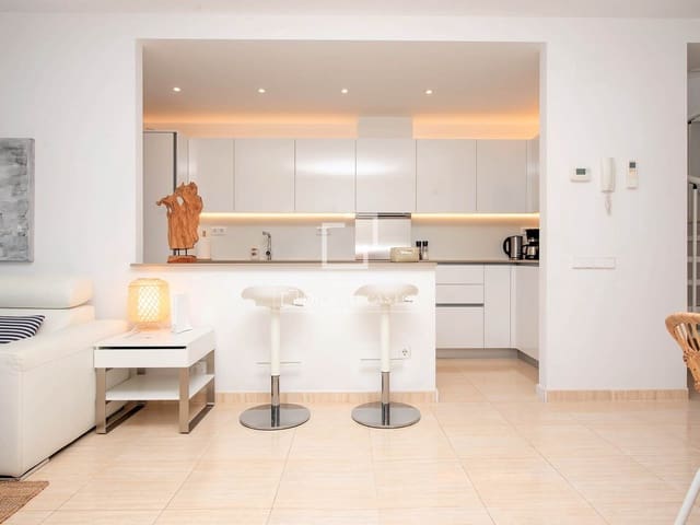 3 soverom Leilighet til leie i Platja d'Aro, Castell-Platja d'Aro - € 2 635 (Ref: 9558780)